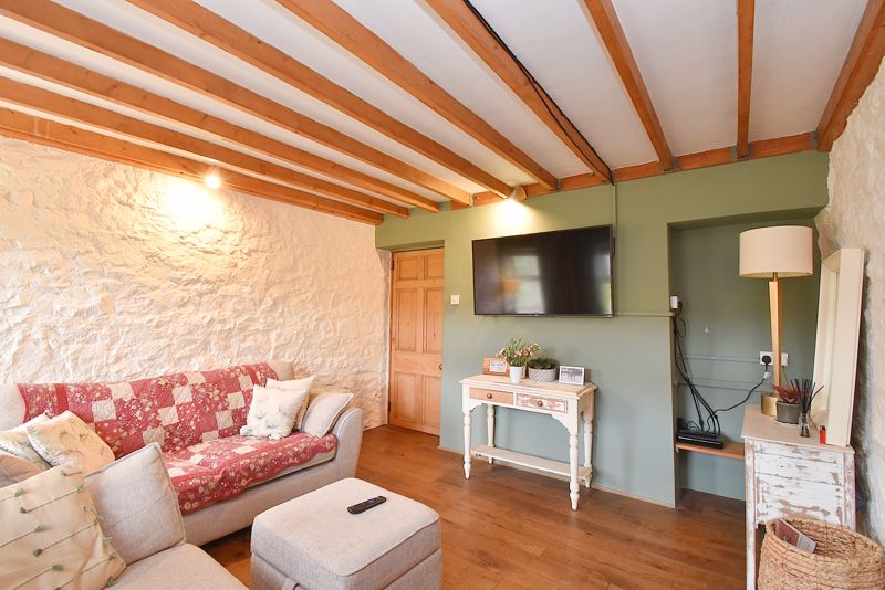Family Room- click for photo gallery